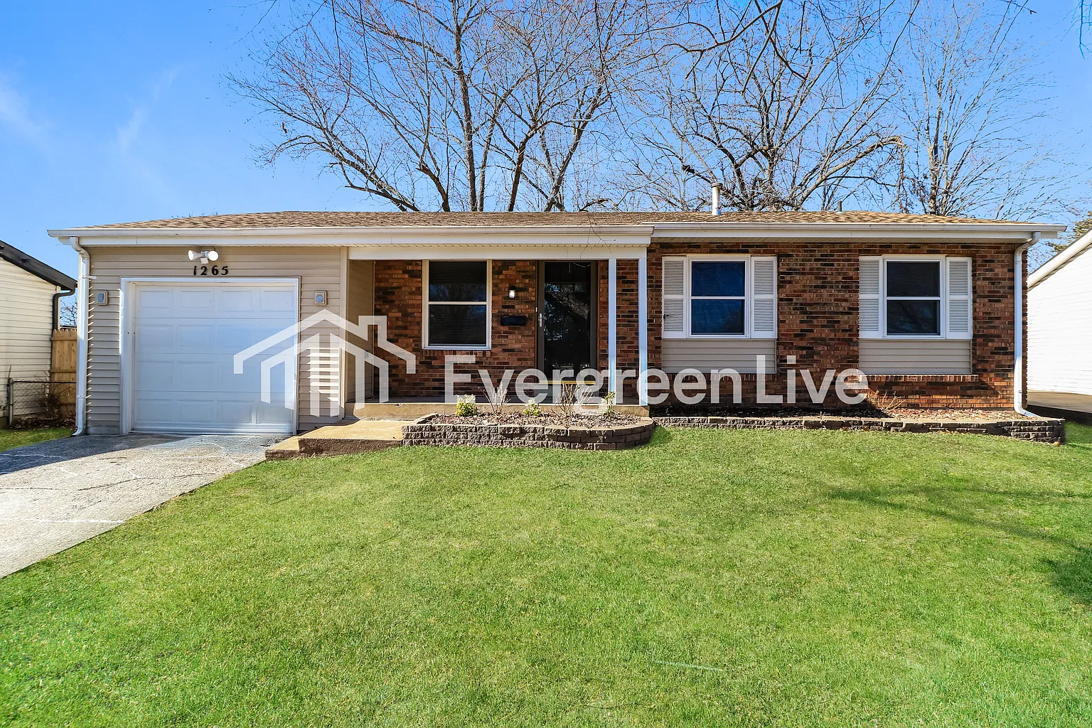 1265 Flora Ln photo 1
