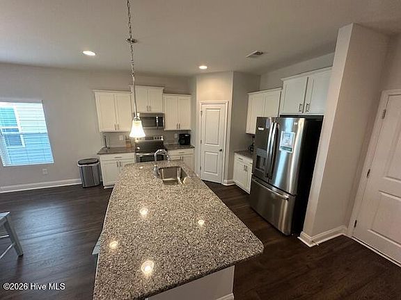 4th image of 112 Arnette Dr #B