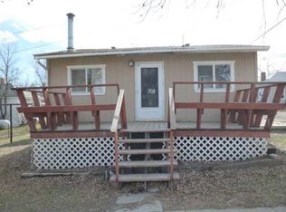 110 2nd Ave W, Roundup, MT 59072