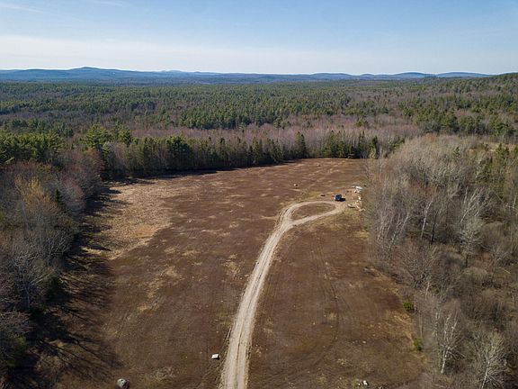2nd image of 914 N Penobscot Road