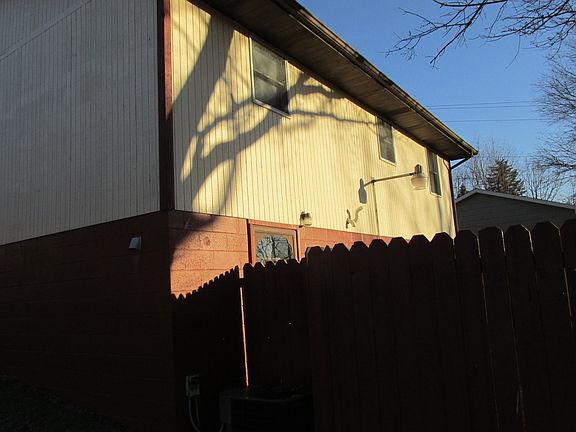 5th image of 309 Springdale Ave