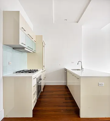 Rented by Compass | media 8