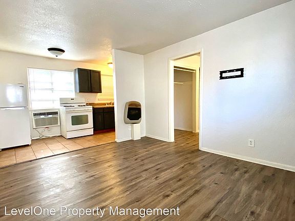 2nd image of 130 NW 17th St #F