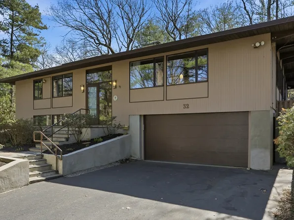 32 Baskin Rd, Lexington, MA 02421