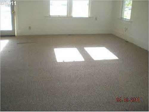 2nd image of 420 N Maple St