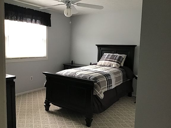 4th image of 1430 Winslow Dr