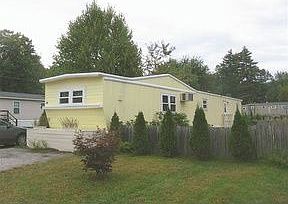 1st image of 27 Parkwood Dr