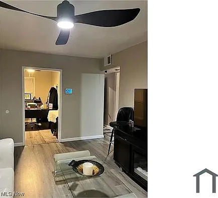 4 bed, 1311 sqft, $1,943 — Photo 3