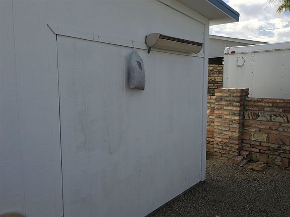 3rd image of 13455 E 43rd St