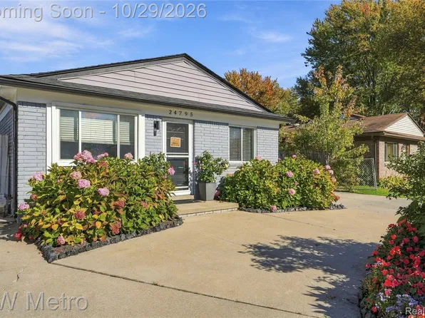 24795 Trombley St, Harrison Township, MI 48045