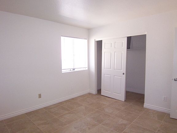 4th image of 5273 Indian River Dr Unit 257