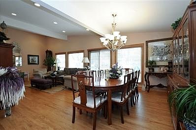 4th image of 645 Dimmeydale Dr