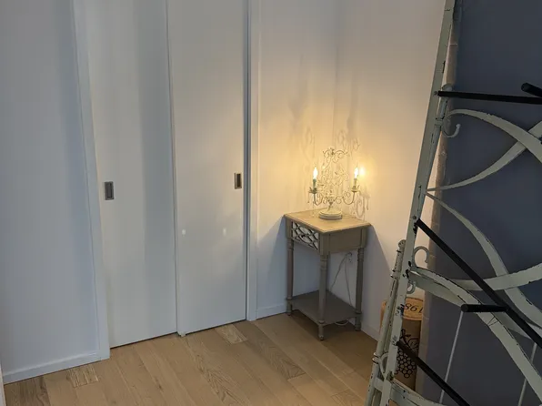 98 Front Street image 10 of 16