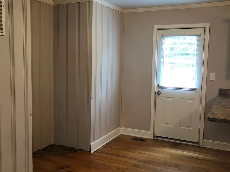 168 Etowah Dr — Photo 3