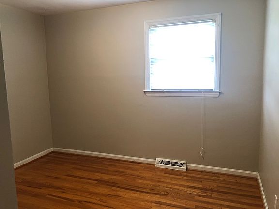 5th image of 461 Brentwood Dr