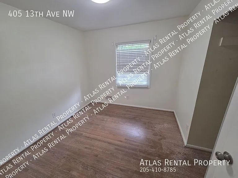 405 13th Ave NW — Photo 6