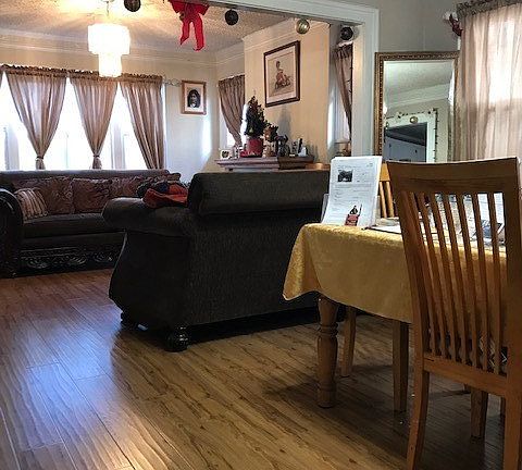 3rd image of 1238 W 59th St