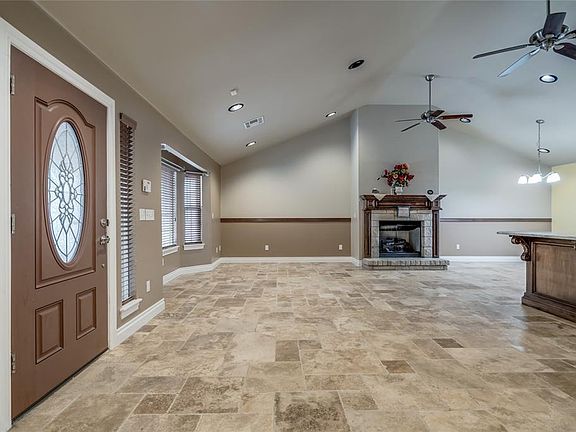 4th image of 6704 Tall Oaks Dr