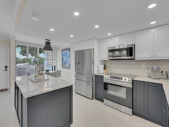 2nd image of 1100 SE 5th Court #63