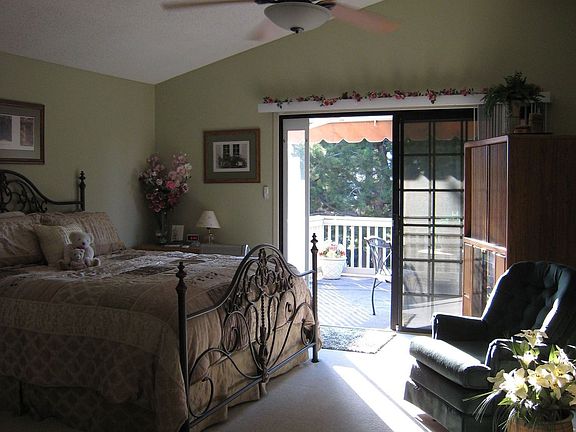 Open Master w/Balcony