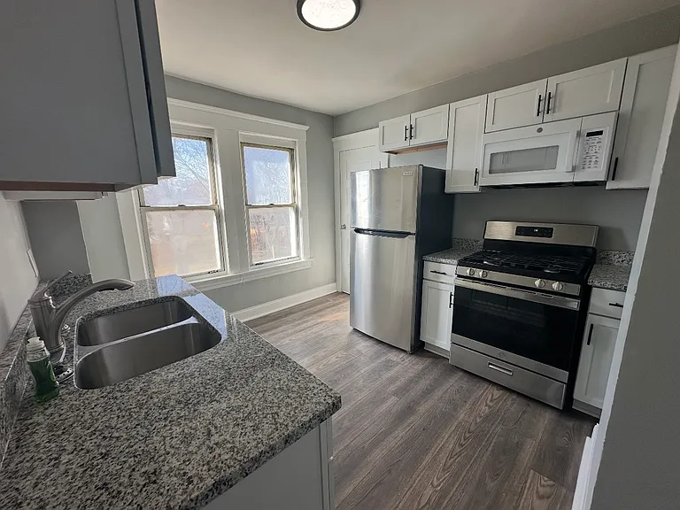 7705 Sagamore Ave #UP — Photo 2