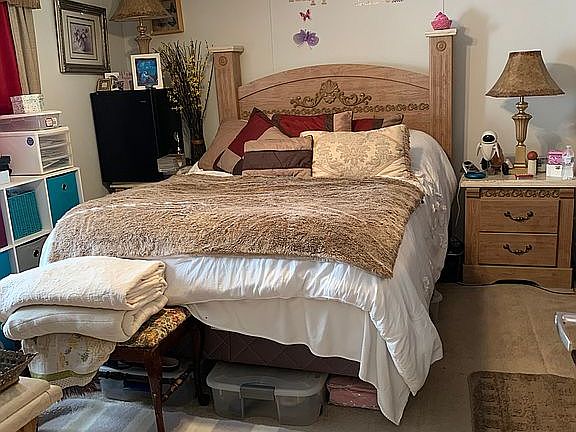 5th image of 506 Silver Maples Dr
