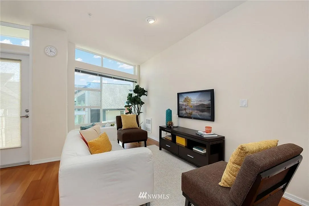 2 bed, 1292 sqft, $2,995 — Photo 1
