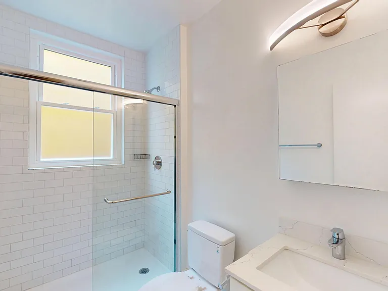 40 Tiffany Ave #1 — Photo 13