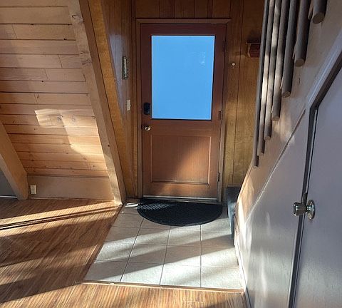 2nd image of 621 Grass Valley Rd