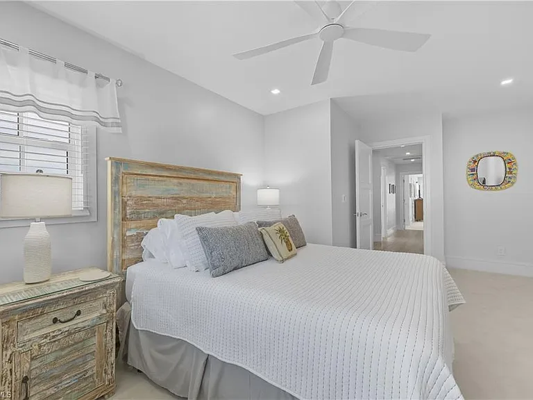 360 Carlton Pl #11 — Photo 28