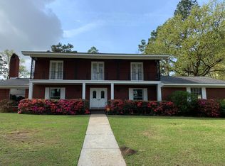 100 Bay Shore Cir, Hattiesburg, MS 39402