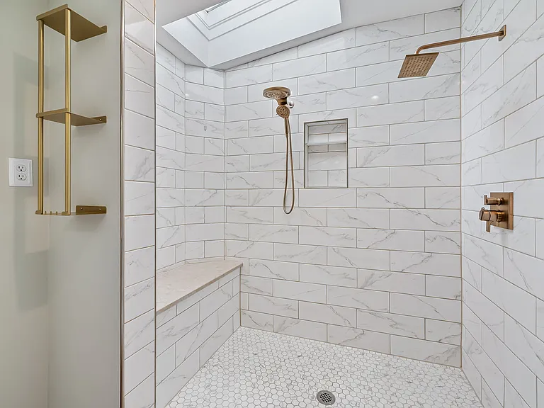 530 Highland Dr — Photo 14