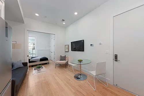 705 Euclid St NW #3 Photo 1