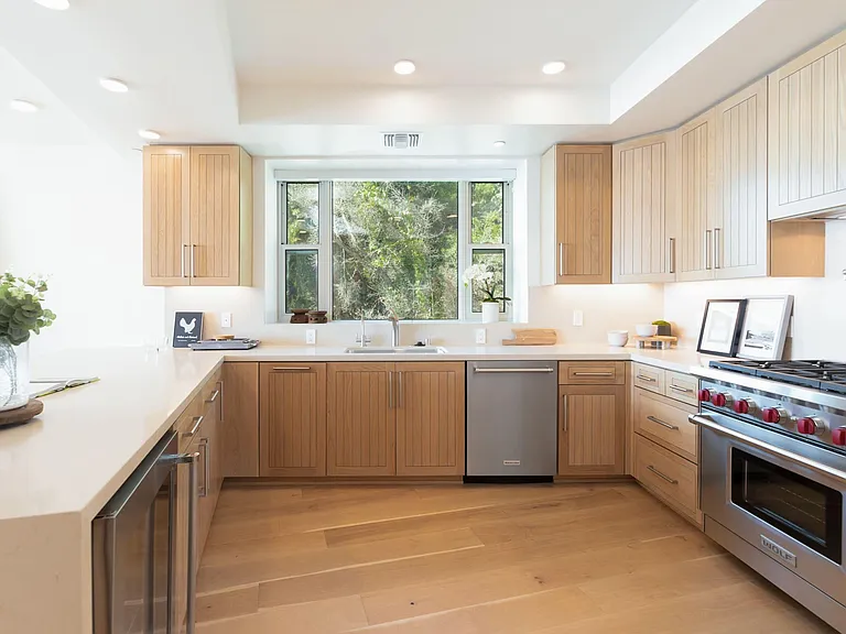 Sea View Villas — Photo 81