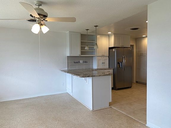 3rd image of 165 Ormwood Dr