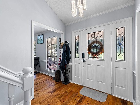 5th image of 10031 Hollowbrook Dr