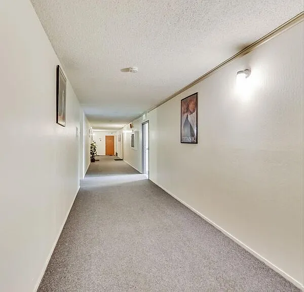 4350 Kirkham Street — Photo 15
