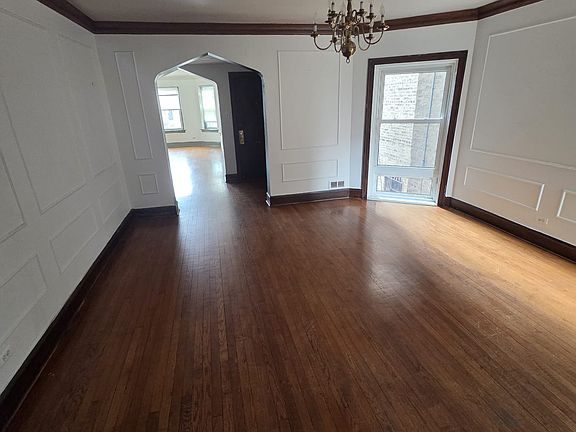 4th image of 6428 N Mozart St APT 1