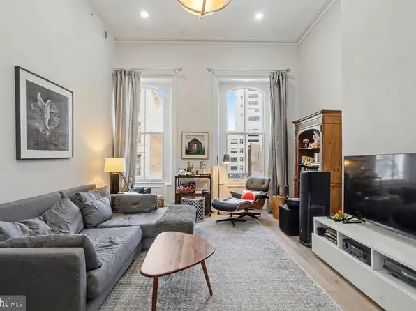 1824 Chestnut St, Philadelphia, PA