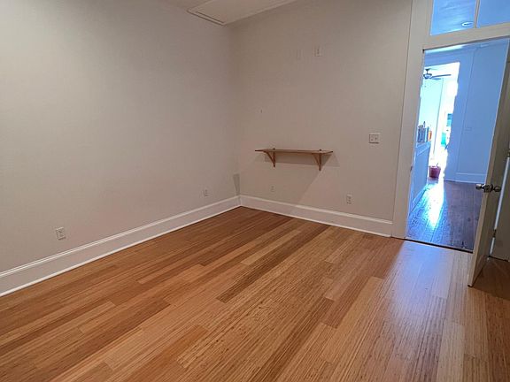 2nd image of 1607 S Saratoga St