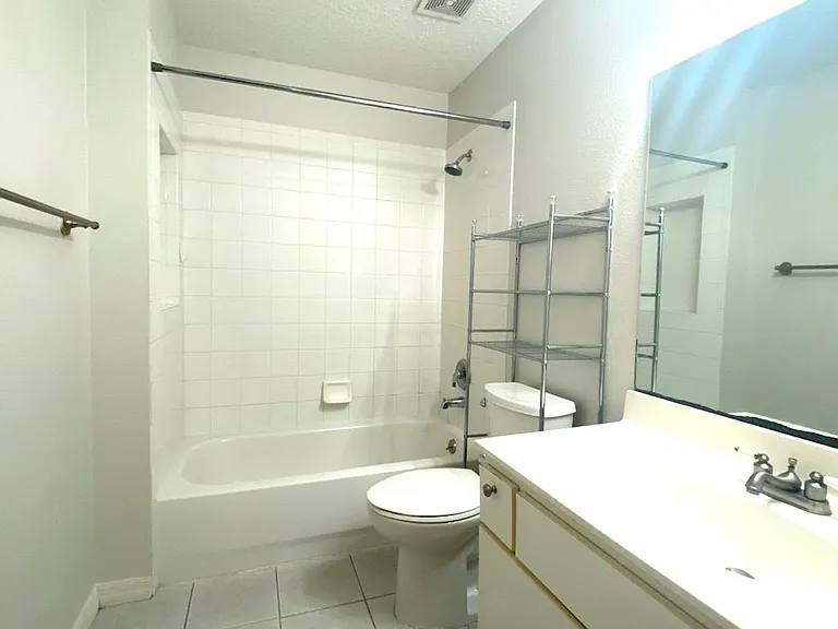 8 Lake Walden Trl — Photo 16