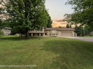 903 Miami Dr, Mason, MI 48854