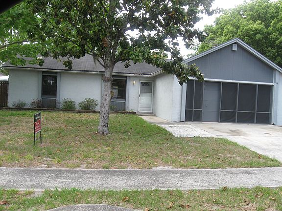 3rd image of 707 Lancewood Dr