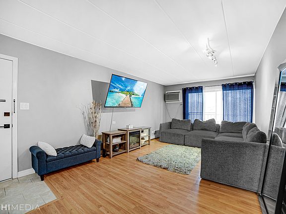 4th image of 10940 S Worth Ave APT 7
