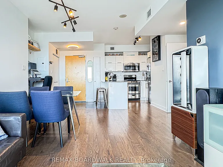 40 Nepean St #1206 — Photo 20