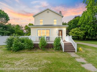 115 W 3rd Ave, Morrice, MI 48857