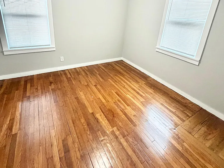 317 Bassett St #3 — Photo 9