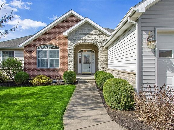 2nd image of 348 Seville Dr