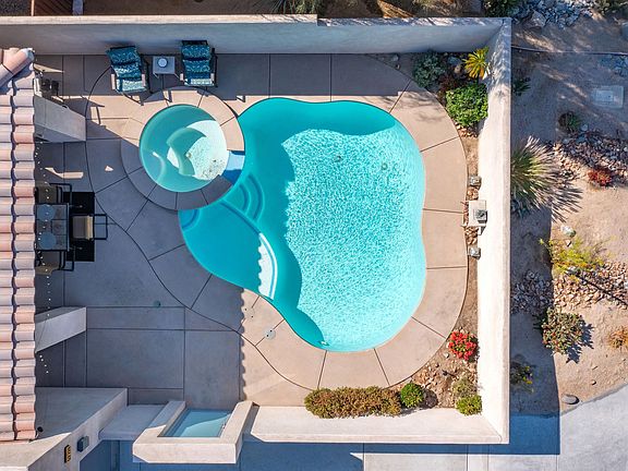 5th image of 52720 Avenida Velasco