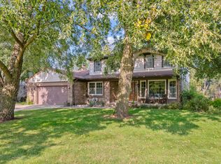 21944 Rossdale Ct, Northville, MI